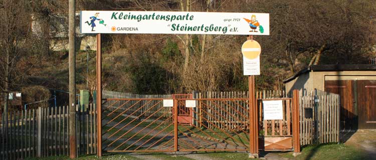 Tor zur Gartenanlage